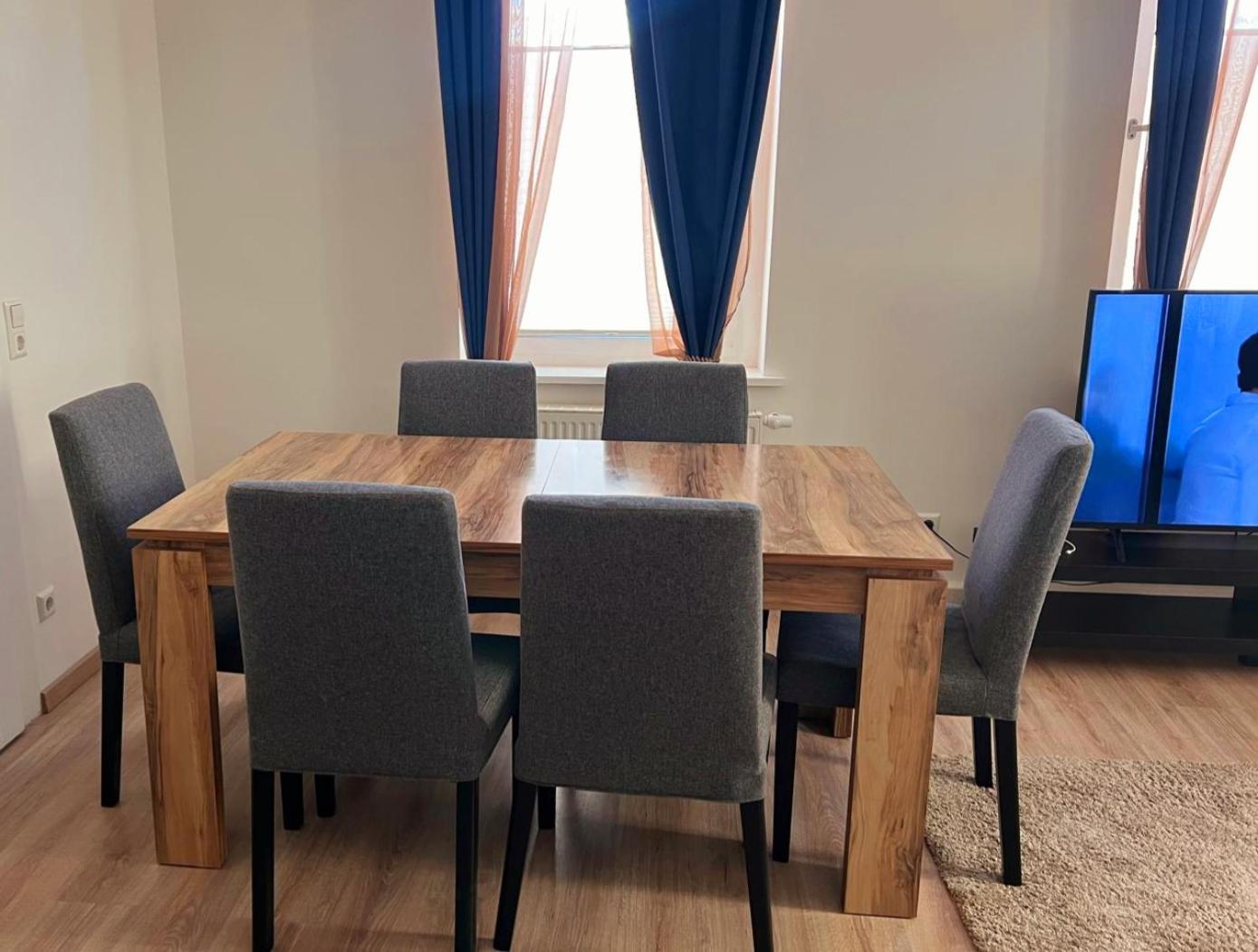 Grosse 3-Zimmer Wohnung - Zentral-Coburg - Kostenloser Parkplatz 외부 사진